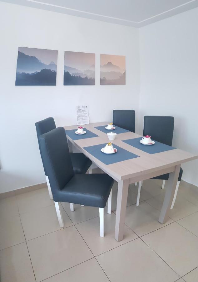 Apartament Rudy 102 Self Check-In 24H Apartment Bytom Bagian luar foto